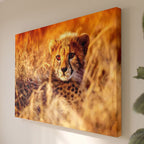 Tableau Toile Jeune Guépard dans les Herbes - Photo Animaux de la Savane - Déco Murale Salon